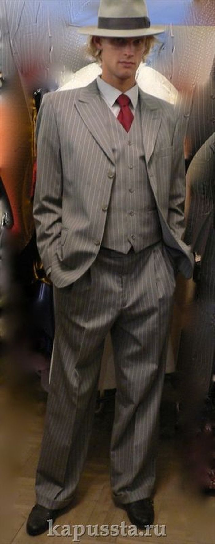 Гангстерский серый костюм  с шляпой